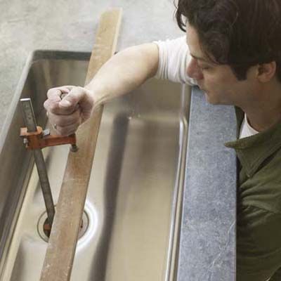 Setting the sink